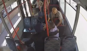 Fenalaşan yolcuyu hastaneye belediye otobüsü yetiştirdi