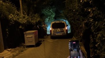 Deniz Akkaya karakolluk oldu, polis villada tahliye işlemi başlattı
