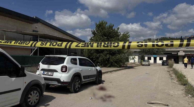 Aralarında husumet olan iki aile arasında silahlı kavga: 2 yaralı, 10 gözaltı
