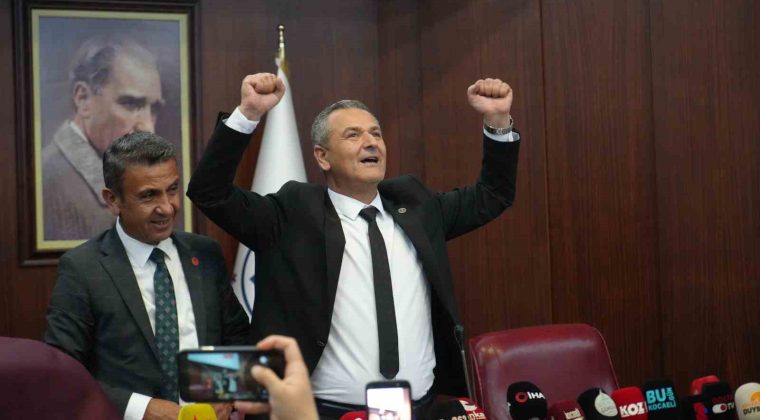 İzmit Belediyesi Başkan Vekili Lütfü Obuz oldu