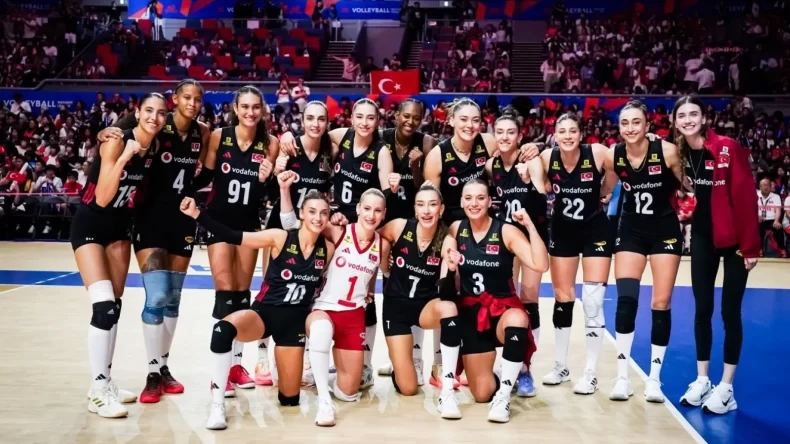 Filenin Sultanları yarı final aşkına sahada: Çeyrek finalde rakip Kanada