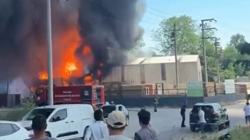 Kocaeli’de kimya tesisinde korkunç yangın