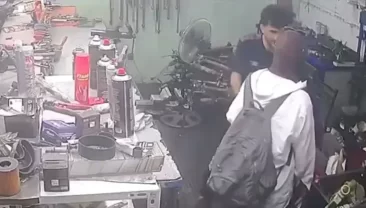 Erkekleri taciz ettiği görüntülerle gündem olan kadın gözaltına alındı