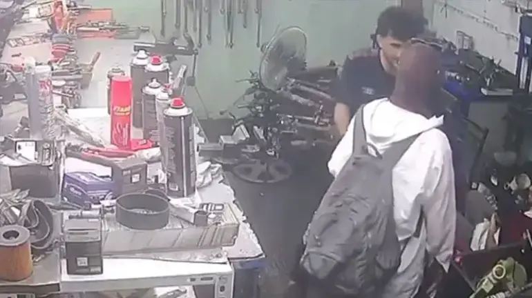 Erkekleri taciz ettiği görüntülerle gündem olan kadın gözaltına alındı