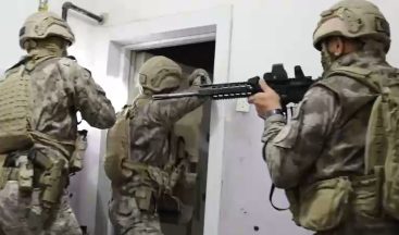 6 ilde dev siber operasyon: 17 bin kişiyi dolandıran şebeke çökertildi
