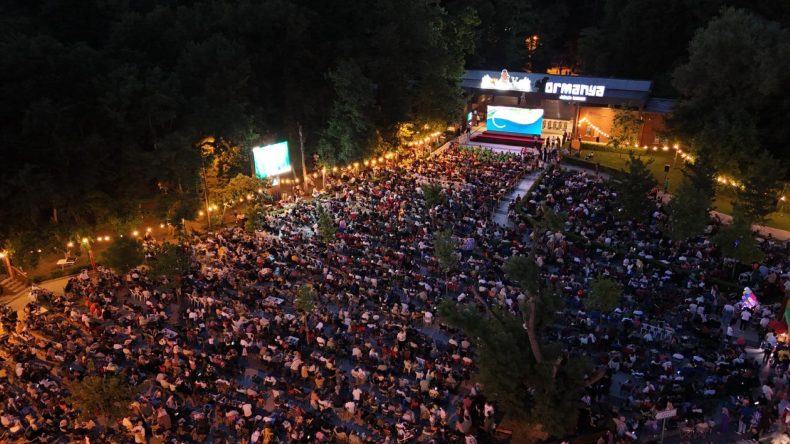 Açık hava sinemasında yeni durak Ormanya