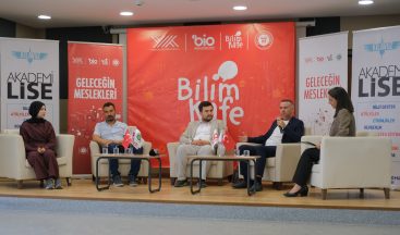 Kocaeli Büyükşehir’den üniversite adaylarına vizyoner destek