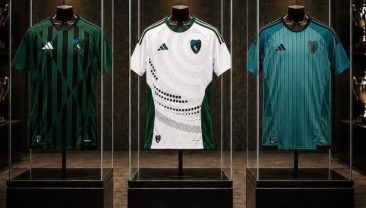 Kocaelispor yeni sezon formaları taraftarların beğenisine sunuldu