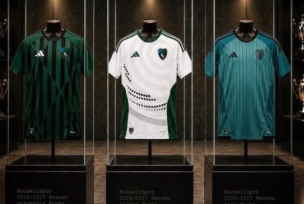 Kocaelispor yeni sezon formaları taraftarların beğenisine sunuldu