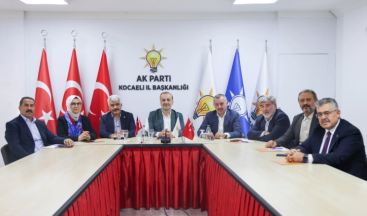 AK Parti Kocaeli teşkilatında kritik zirve: Gelecek dönem yatırımları değerlendirildi