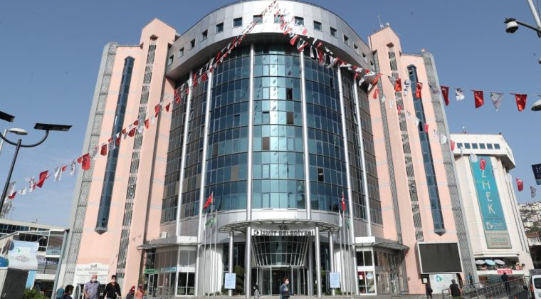Kocaeli siyasetinde deprem: İzmit Belediyesi soruşturmasında yeni gözaltı