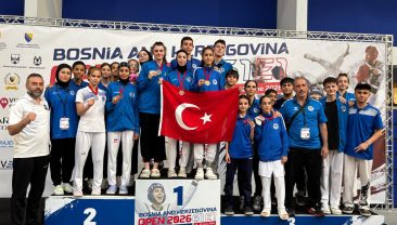 Kocaeli’nin spor elçileri dünyayı sallıyor: Mavi-Beyazlılar madalyaya doymuyor