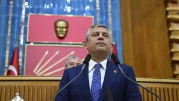 Özgür Özel’den CHP’ye veda ve yeni parti hamlesi: Siyasette kartlar yeniden dağıtılıyor