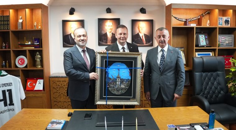 Körfez siyasetinde sıcak temas: Büyükakın ve Talus’tan MHP’ye ziyaret