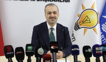 AK Parti Kocaeli teşkilatı yeni üyeleriyle gücüne güç katıyor