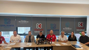 Kocaeli’de tarihi dayanışma: Yeşil-siyah sevdalıları Türkiye rekoru için kan bağışına koşuyor