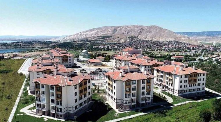İzmit’te TOKİ sevinci: Sekbanlı-Sepetçi konutlarında anahtar teslim heyecanı başladı!
