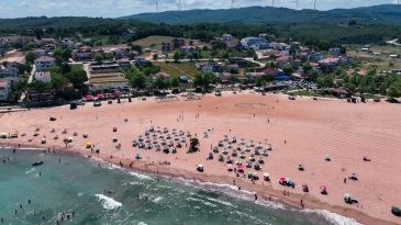 Kandıra’da çok sayıda plajda yüzme yasağı getirildi