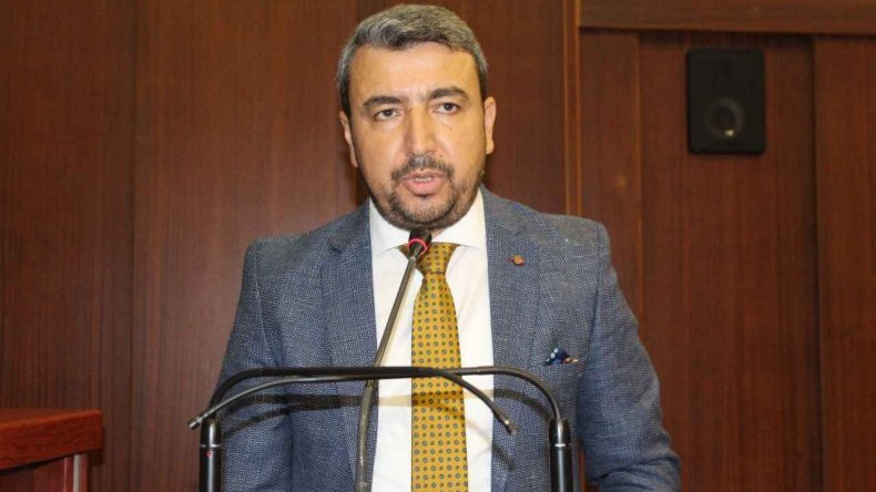 İzmit’te sandık kızıştı: AK Parti’nin Başkanvekili adayı Hayrettin ünlü oldu