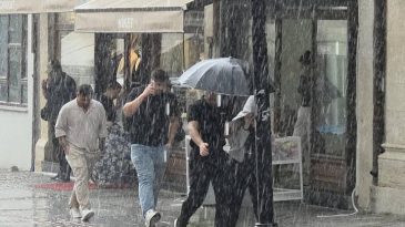 Valilikten alarm! Sağanak ve fırtına geliyor, sıcaklıklar düşüyor