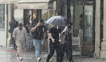 Valilikten alarm! Sağanak ve fırtına geliyor, sıcaklıklar düşüyor
