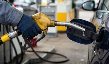 Sürücülerin cebi yine yanacak: Motorin fiyatlarına rekor zirve dalgalanması geliyor