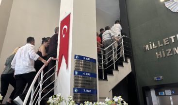 İzmit Belediyesi’nde aramalar tamamlandı! 31 gözaltı