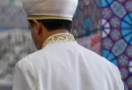 Cami imamı ”İçine cin girmiş” dedi, arkadaşının kızını istismar etti