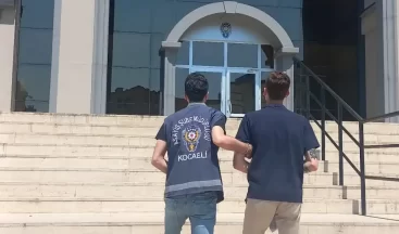 Siber dolandırıcı Çayırova’da kıskıvrak