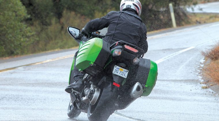 Kocaeli’de motosiklet ve scooter’lara kırmızı ışık: Trafiğe çıkışlar tamamen yasaklandı!