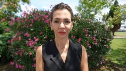 Anne ve oğlu kafede saldırıya uğramışlardı; Davanın ilk duruşması görüldü