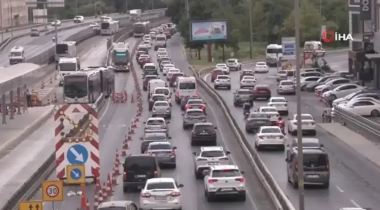 Kandıra – Ağva yolu üstyapı çalışması nedeniyle daraltılıyor