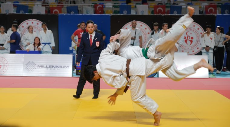 Kocaeli’de dev judo şöleni: 18 ülkeden 1626 sporcu ringe çıktı