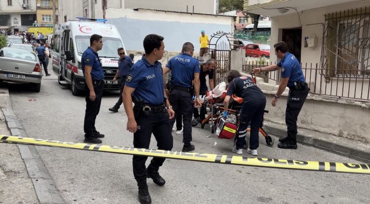 Eski eşinin kocasını vurdu, sonra aynı silahla kendine ateş etti