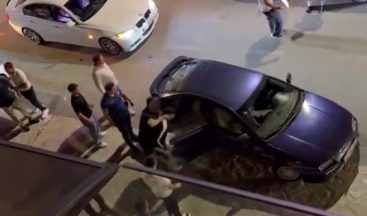 Kocaeli’de iki farklı noktada kavga: Yumruklar havada uçuştu