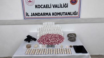 Jandarmadan torbacıya darbe: Gösterdiği her yerden uyuşturucu çıktı