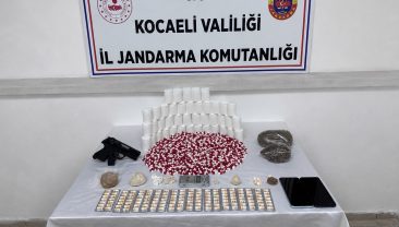 Jandarmadan torbacıya darbe: Gösterdiği her yerden uyuşturucu çıktı