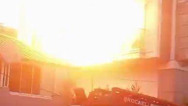4 katlı binada yangın: Doğalgaz bomba gibi patladı