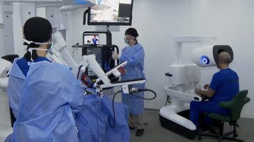 TEKNOFEST Mavi Vatan’da tarihi deneme: TCG Anadolu’da 5G destekli robotik cerrahi
