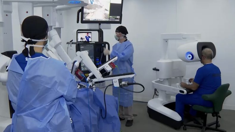 TEKNOFEST Mavi Vatan’da tarihi deneme: TCG Anadolu’da 5G destekli robotik cerrahi
