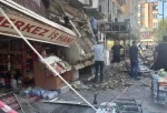 Kocaeli’de tadilat sırasında yıkım: 1 kişi mahsur kaldı, ustalar yaralandı!