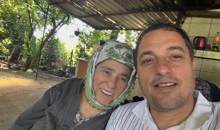 Şenol Çiçek’in acı günü: Annesi Hanife Çiçek vefat etti