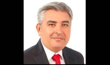 Cemalettin Kaflı vefatının sene-i devriyesinde mezarı başında dualarla anılacak