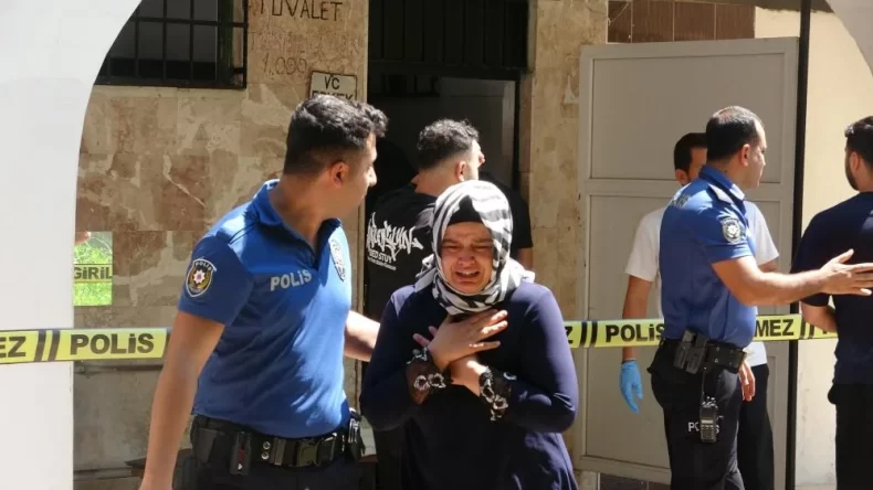 Cami tuvaletinde 55 yaşındaki adamın cansız bedenine ulaşıldı