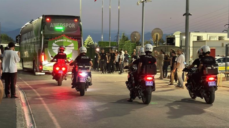 Kocaelispor- Amed SF maçında güvenliği bin 800 görevli sağlıyor