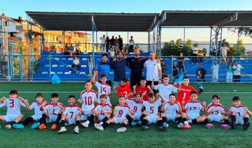 Körfez Gençlerbirliği U12 takımı minikler turnuvasında namağlup şampiyon oldu!