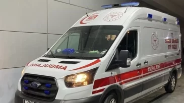 Hava almaya bahçeye çıkan baba oğlunu ağaçta asılı buldu!