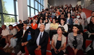 Kocaeli’de üniversite kazananlara para desteği