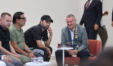 Büyükakın’dan Kocaelispor’a büyük moral: “Her zaman yanınızdayım”