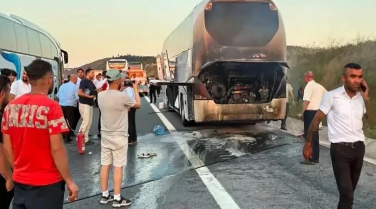 Kuzey Marmara’da dehşet anları: Yolcu otobüsü alevlere teslim oldu